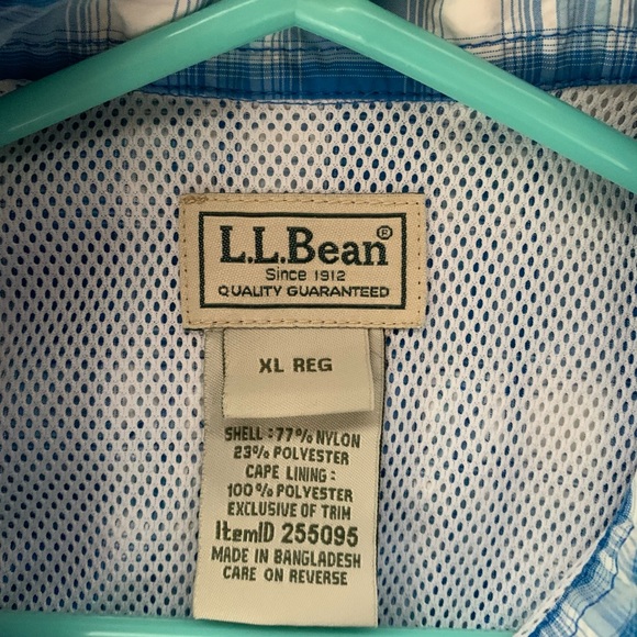 LL Bean plaid button down short sleeve shirt - Picture 2 of 4